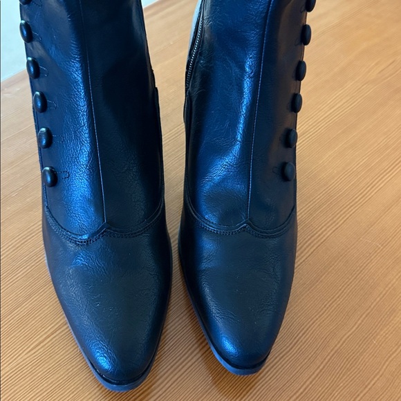 Ellie Shoes Black Heeled Boots - Picture 4 of 4